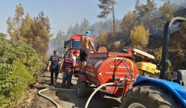 buyuksehir-e-ait-yangin-tankerleri-gorevde-3-1753706931-614-x750