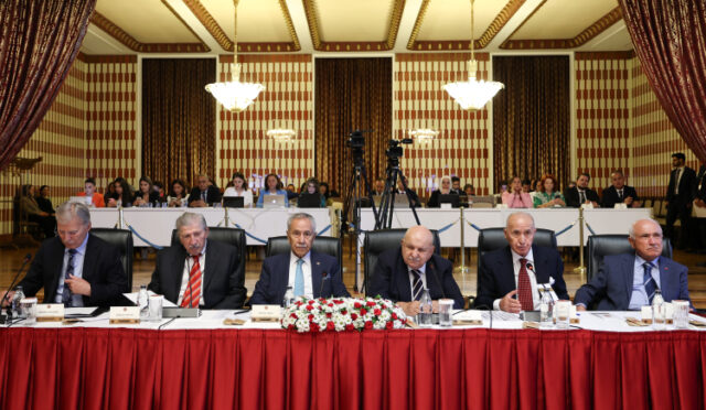 60d020e0-d8c3-4bd1-aace-8b2c617bbfc7-1756375605-67-x750