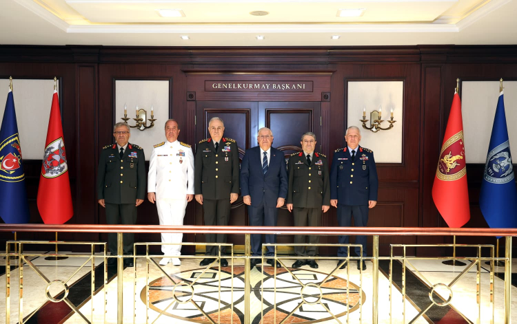 Kara Kuvvetleri ve Genelkurmay’da devir teslim