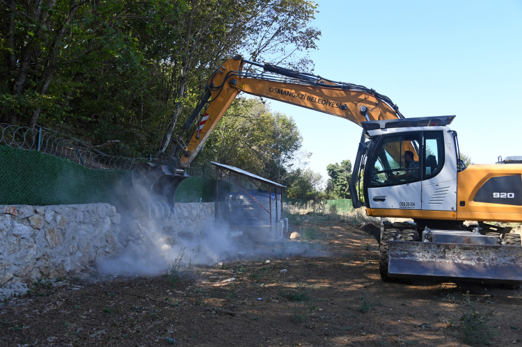 Bursa Osmangazi’de kaçak yapılara geçit yok