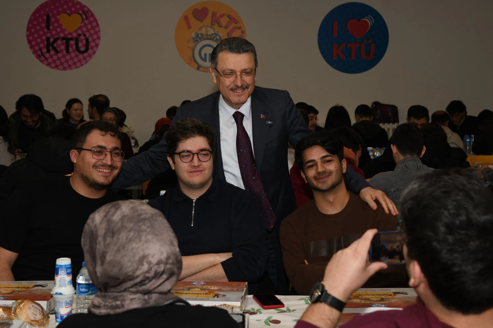 Başkan Genç’ten KTÜ’lü Öğrencilere İftar Daveti: Birlik ve Beraberlik Vurgusu