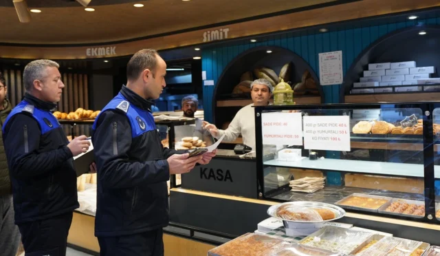 Beylikdüzü Belediyesi ekipleri Ramazan ayı öncesi fırınları ve ibadethaneleri denetliyor.