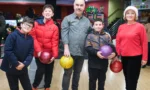 Kocaeli'nde Bilgievleri öğrencileri ve Saygınlar Kulübü üyelerinin katıldığı bowling turnuvası