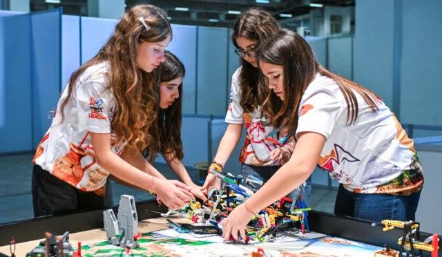 first-lego-league-challenge-izmir-ortaokul-turnuvalari-1