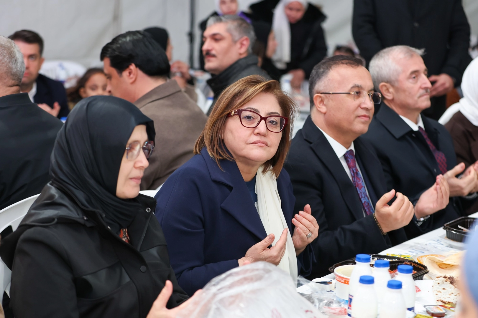 Gaziantep’ten Halep’e Kardeşlik Eli: 10 Bin Kişilik İftar Sofrası Kuruldu