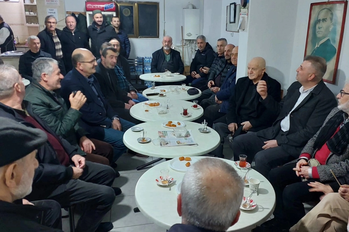 Gölcük Belediye Başkanı Sezer Değirmendere’de Vatandaşlarla Buluştu: Ramazan Ayı İstişareleri