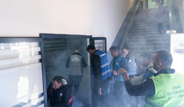 izmir-buyuksehir-personeli-afetlere-hazirlandi-1772174964-900_large