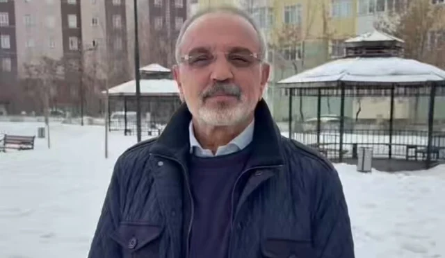 DEM Parti Ağrı Milletvekili Sırrı Sakık, Ağrı'da halkla buluştu.