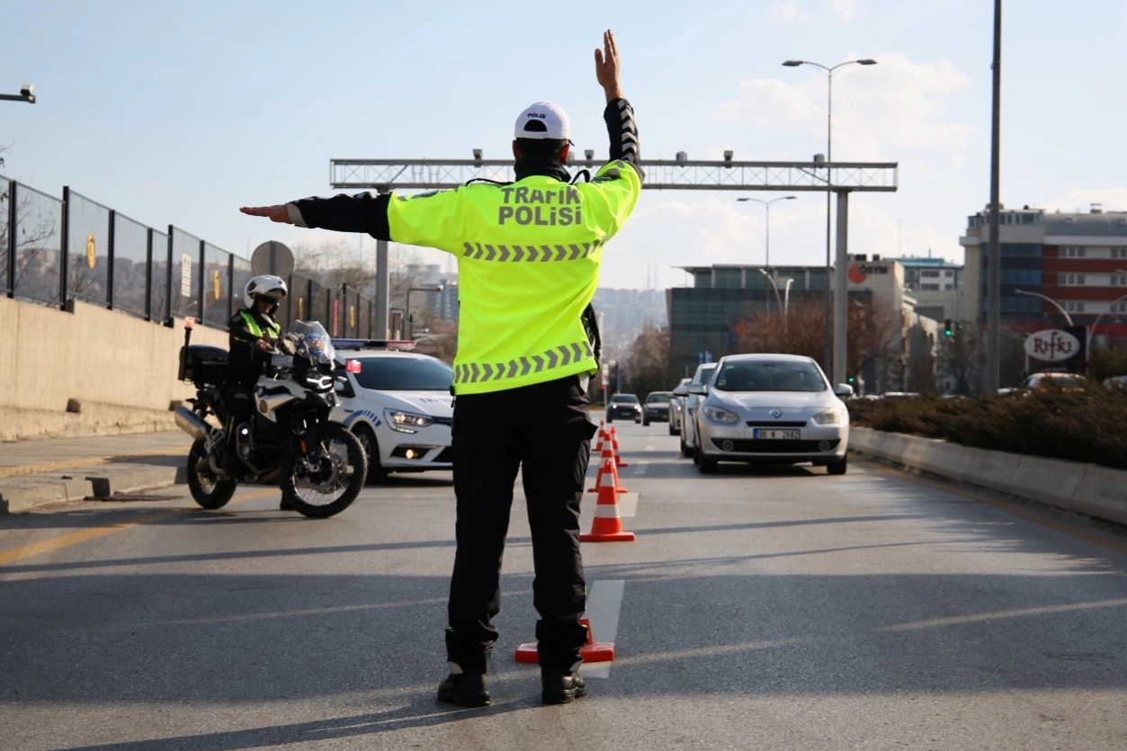 Trafikte Yeni Dönem: Cezalar Katlandı, Ehliyete El Koyma ve İptal Şartları Ağırlaştı