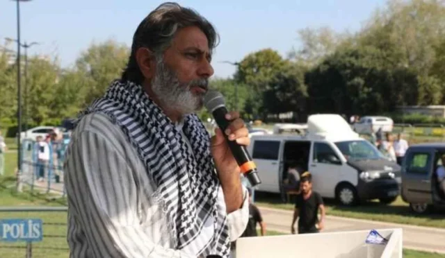 İHH Adana Başkanı Mahmut Eraslan, savaşlar ve çocuk ölümleri hakkında açıklama yapıyor.