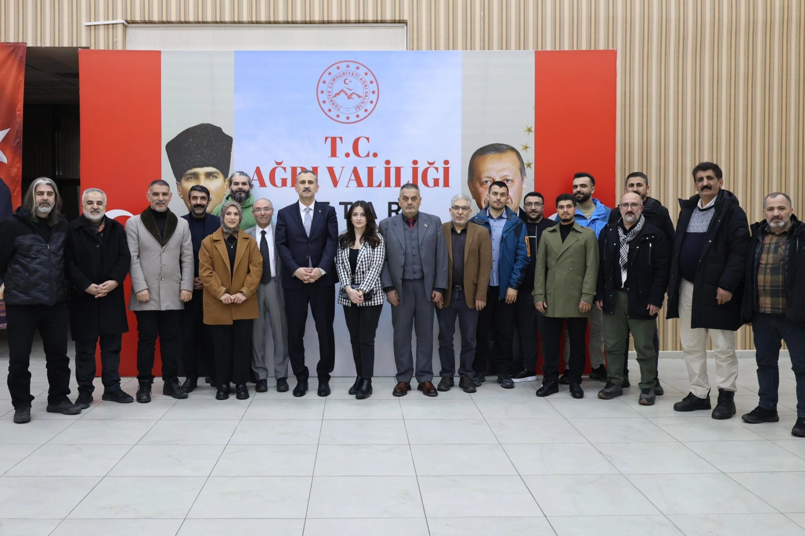 Ağrı Valisi Bozkurt’tan Basın Mensuplarına İftar Daveti: Şehrin Gelişimi ve İş Birliği Masaya Yatırıldı