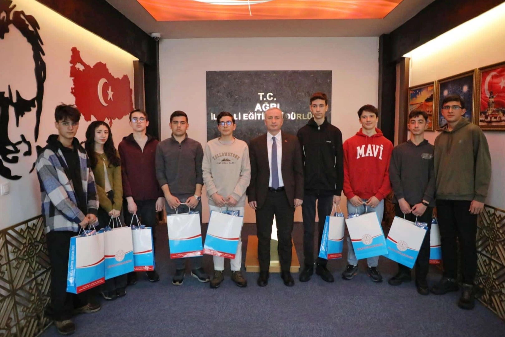 Ağrı’dan TÜBİTAK’ta Büyük Başarı: Öğrenciler Batman’da Ödüllere Doymadı