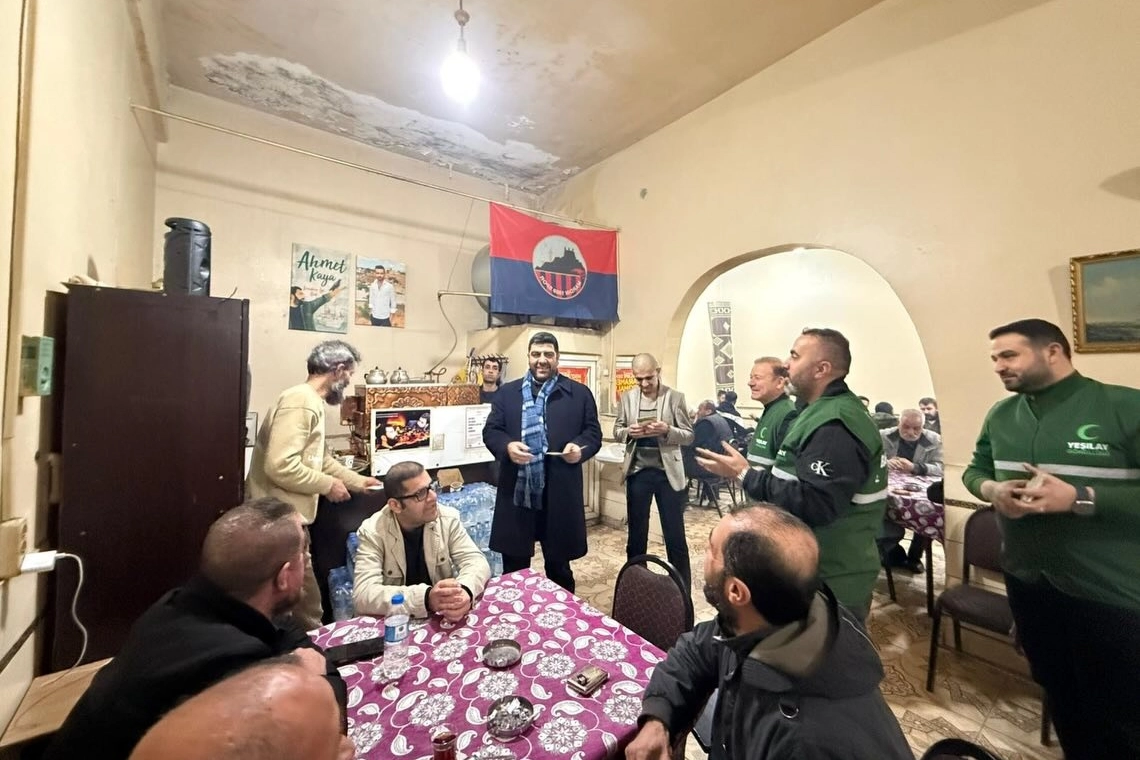 AK Parti Mardin’den Yeşilay Haftası’na Özel Sosyal Sorumluluk Projesi: 365 Gün Bağımlılıkla Mücadele