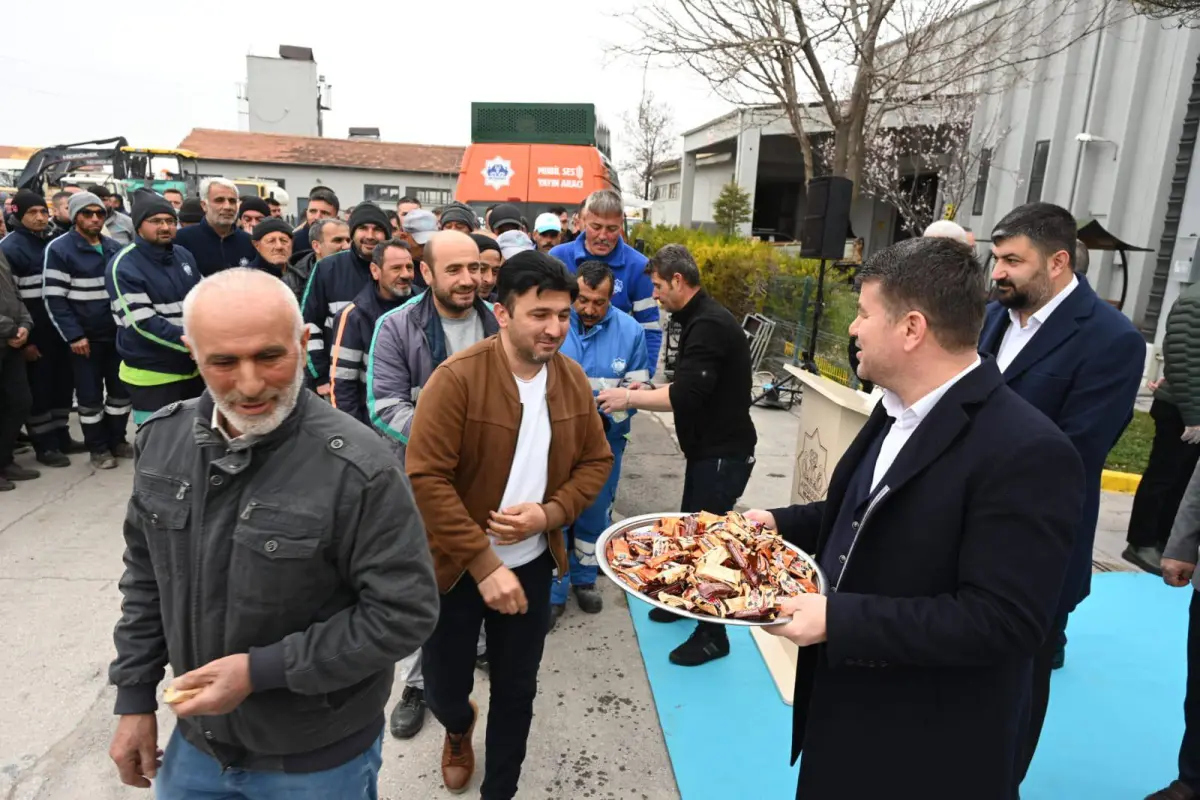 Aksaray Belediye Başkanı Dinçer, Personeliyle Bayramlaştı: Birlik ve Beraberlik Vurgusu