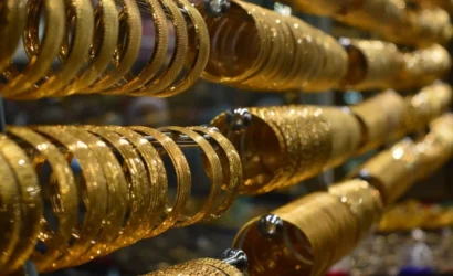 Gram altın yeni haftaya yatay başlangıç yaptı, fiyatı 7.136 TL seviyesinde işlem görüyor.