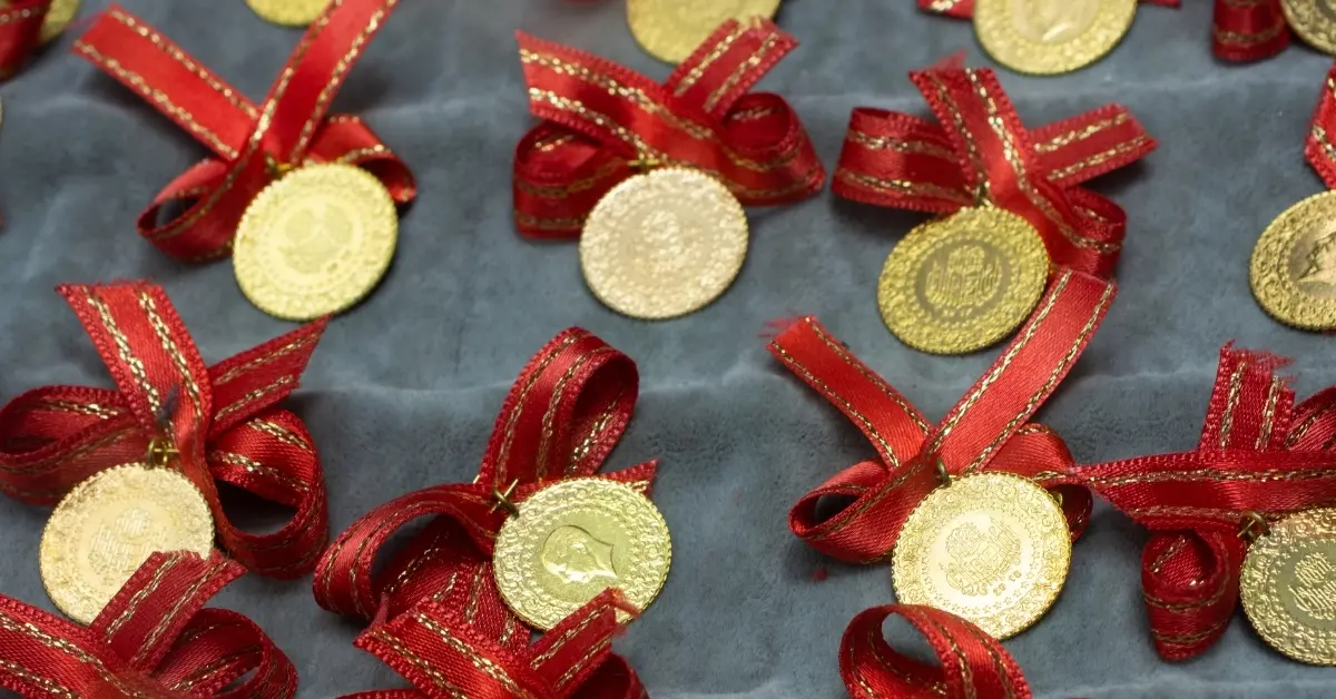 Altın Fiyatları Yükselişte: Gram Altın Düşüşün Ardından Toparlanıyor