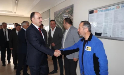 Ankara'nın Çubuk ilçesinde arıcılara yönelik modern üretim teknikleri eğitimi