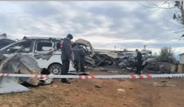 Antalya Kepez'de prefabrik yapıda çıkan yangında hayatını kaybedenlerin yakınları