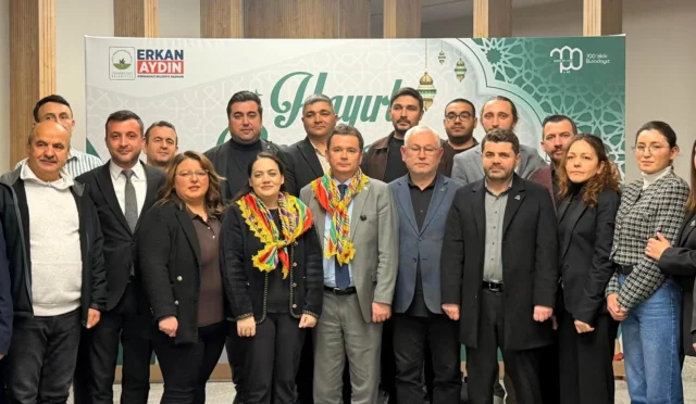 Osmangazi Belediye Başkanı Erkan Aydın, DAĞ-DER iftar programında vatandaşlarla bir araya geldi.