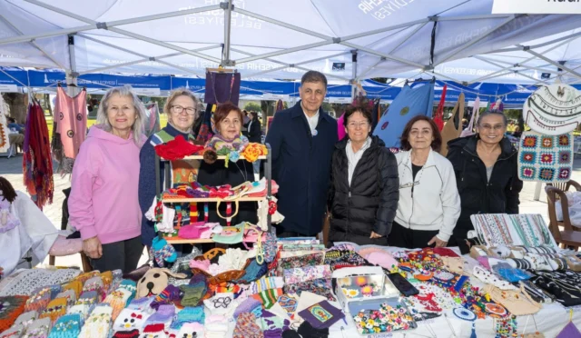 İzmir Büyükşehir Belediye Başkanı Dr. Cemil Tugay, 8 Mart Dünya Emekçi Kadınlar Günü etkinliklerinde üretici kadınlarla buluşuyor.