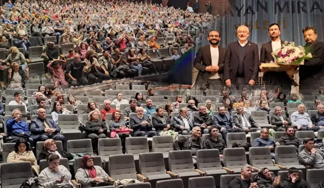 Isparta'da düzenlenen Yaşayan Miras Şöleni'nde türküler seslendirildi.