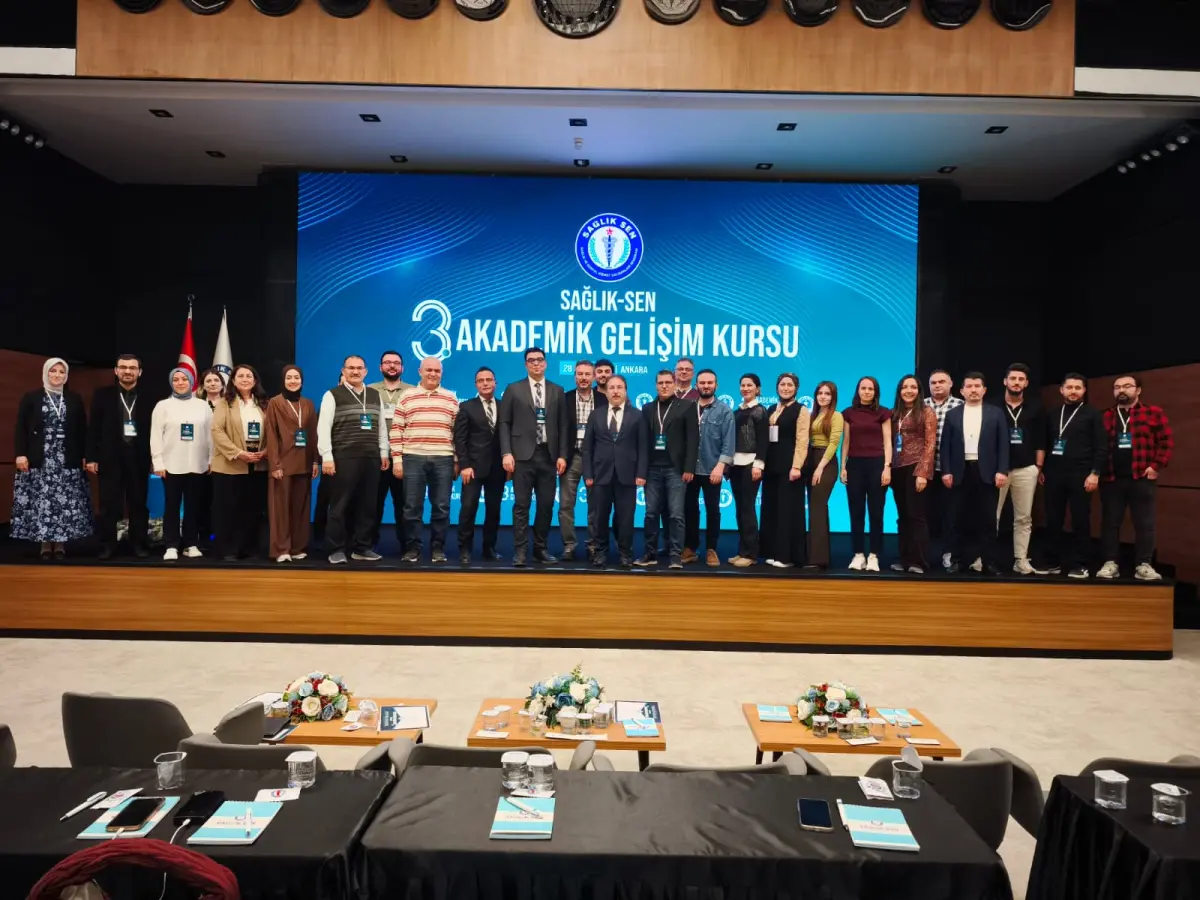 Sağlık Profesyonelleri İçin Akademik Gelişim Kursu Yoğun İlgi Gördü