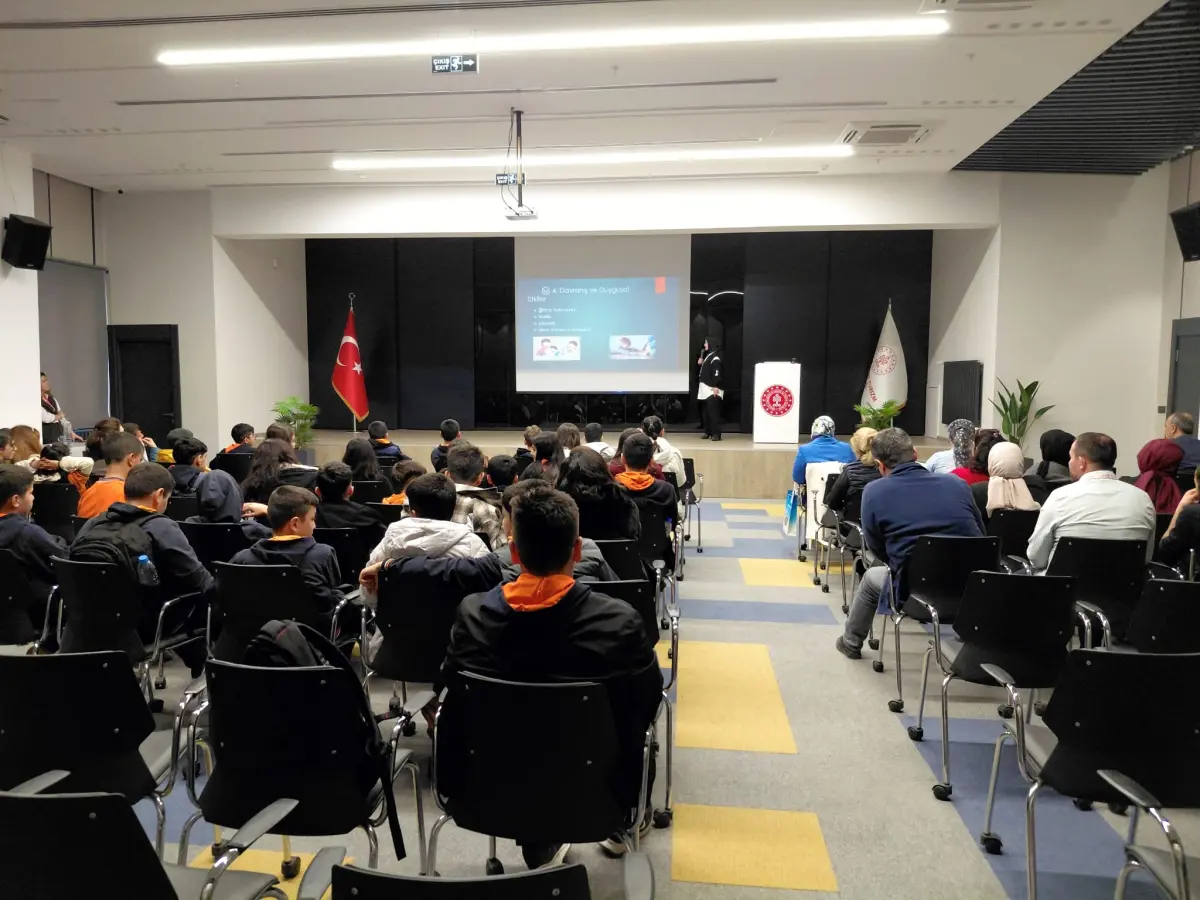 Malatya’da Kütüphane Haftası Coşkusu: Sinemadan Bilime, Sanattan Spor Etkinliklerine Renkli Başlangıç