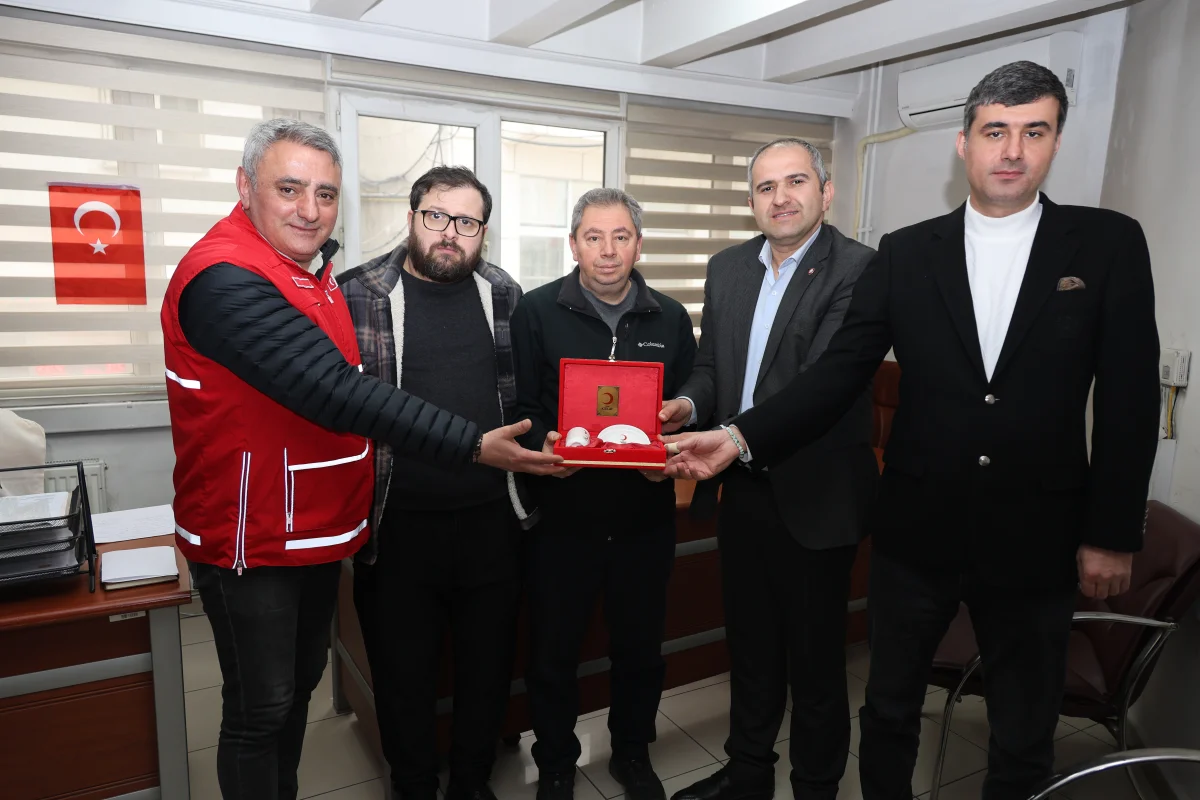 Trabzonspor Taraftarlarından Kızılay’a Hayat Kurtaran Destek: 50 Ünite Kan Bağışı