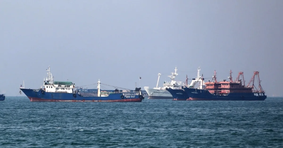 Hürmüz Boğazı Krizi: Körfez Enerji Gelirlerinde 50 Milyar Dolarlık Kayıp Kapıda