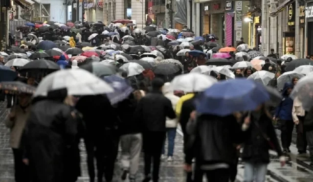 İstanbul'da şiddetli yağış sonrası metrekareye düşen yağış miktarı