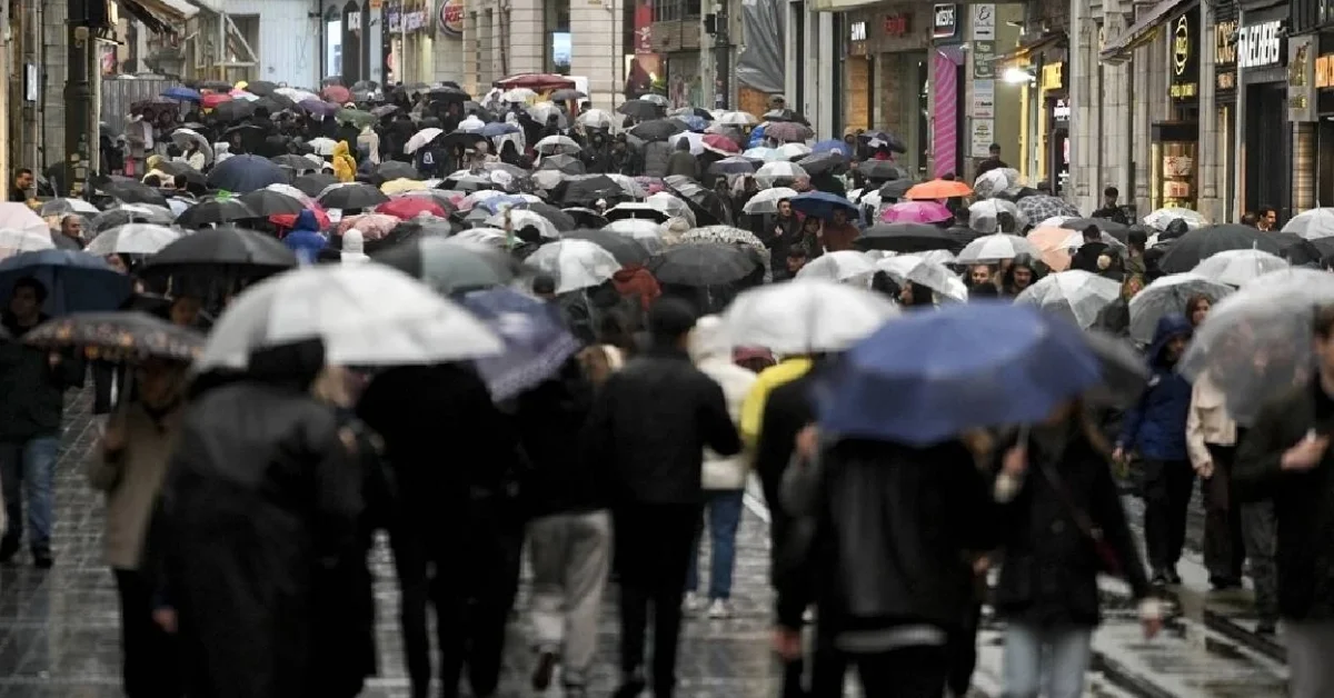 İstanbul’da Şiddetli Yağış: 3 Günde Metrekareye 97,8 Kg Yağış Düştü