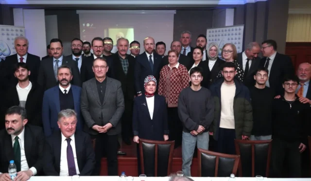 Necmeddin Bilal Erdoğan, RİDEF heyeti ile birlikte iftar programında bir araya geldi.