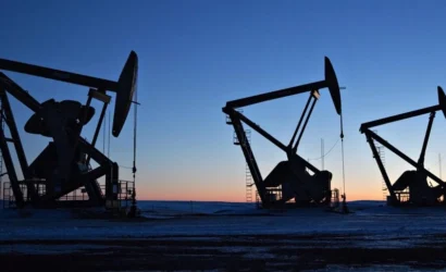 Brent petrol varilinin 103 doların üzerinde işlem gördüğünü gösteren grafik