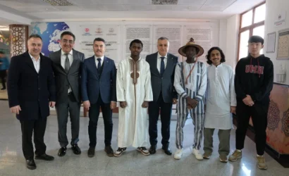 Bursa'da 'Bir Destandır Çanakkale' programı tanıtım toplantısı katılımcıları