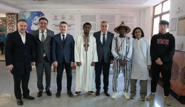 Bursa'da 'Bir Destandır Çanakkale' programı tanıtım toplantısı katılımcıları