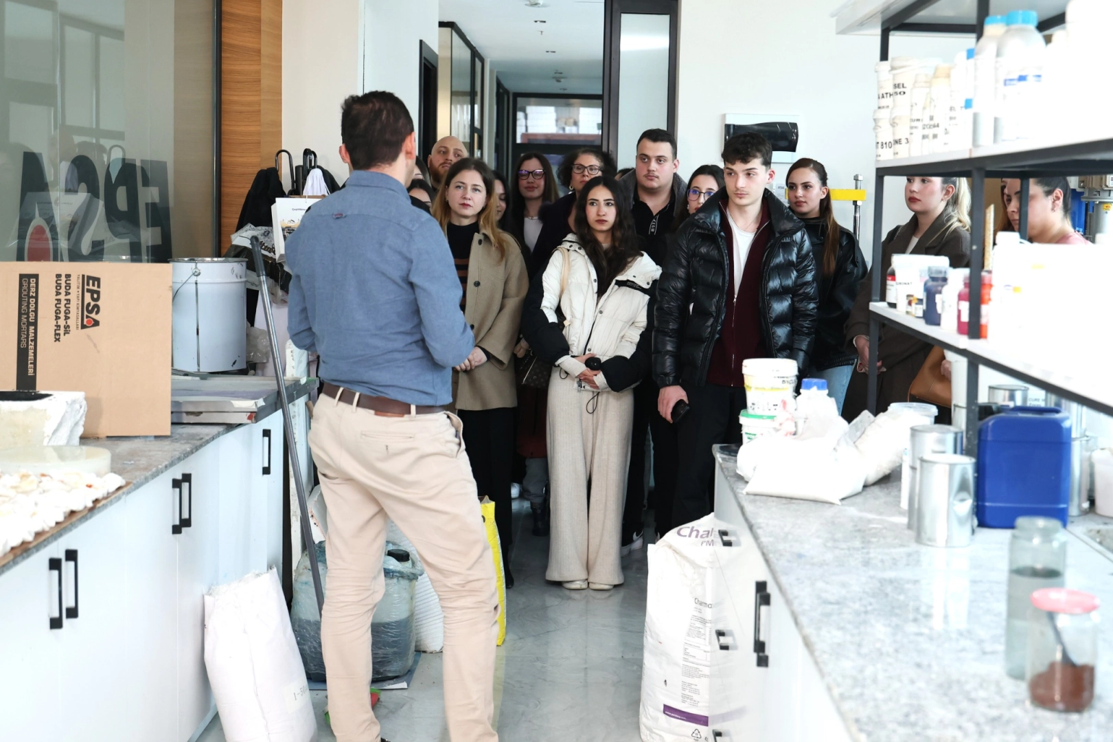 Bursa’da Öğrenciler ‘Girişimci Kafası’ ile Fabrika Mutfağında Buluştu