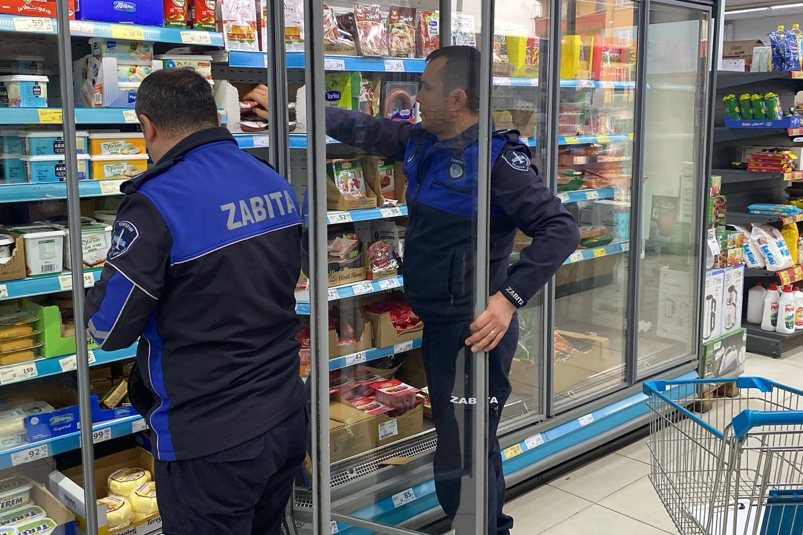 Bursa Yenişehir’de Ramazan Denetimleri Sıkılaştı: Son Kullanma Tarihi Geçmiş Ürünler Raflarda Tespit Edildi