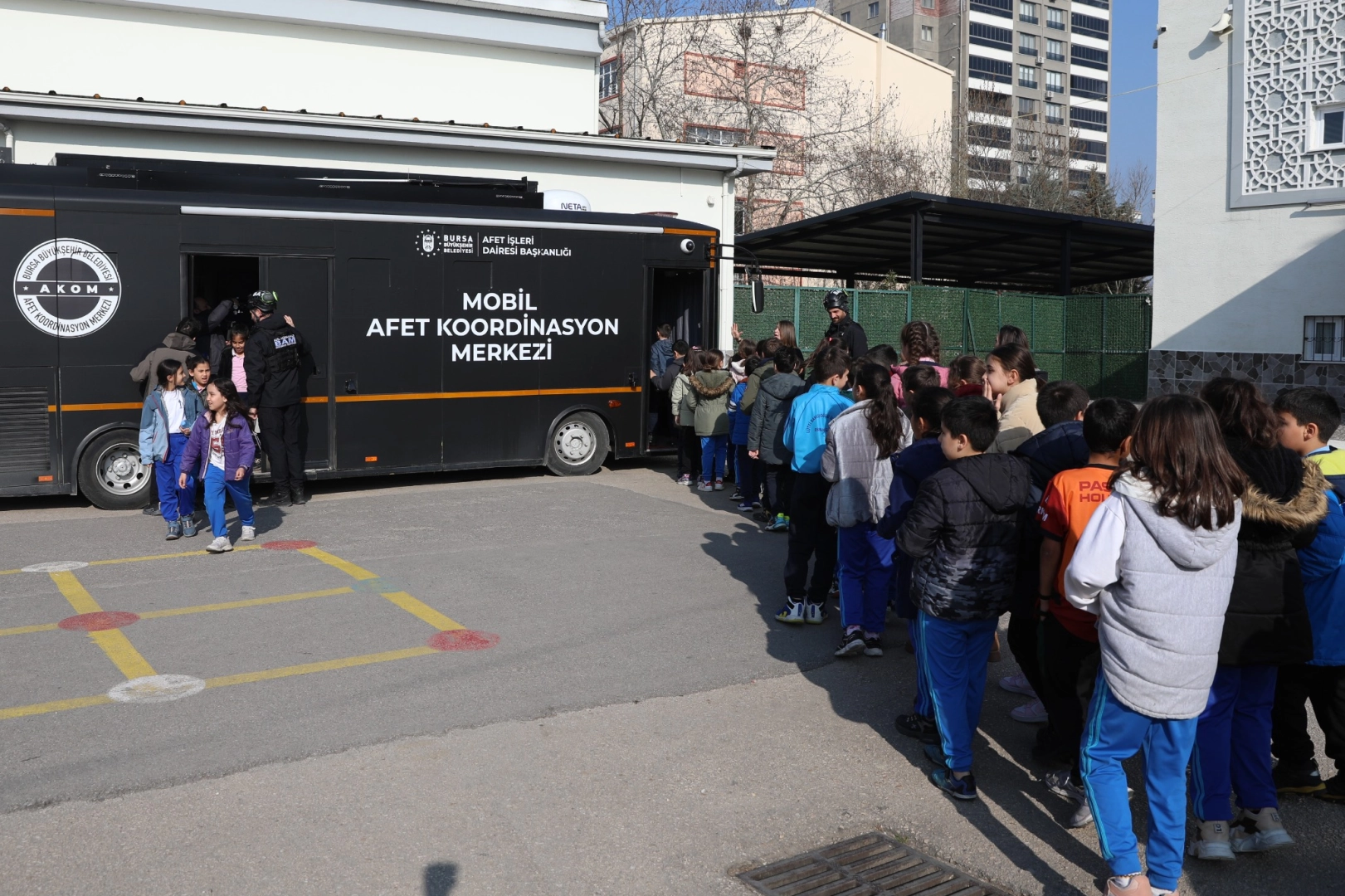 Bursa’da Minik Kalpler Afete Hazır: Büyükşehir’den Kapsamlı Eğitim