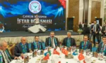 Çaykur Rizespor'un Ankara'daki iftar etkinliğinde çekilmiş toplu fotoğraf