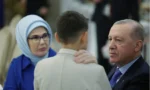 Cumhurbaşkanı Erdoğan ve eşi Emine Erdoğan, Vahdettin Köşkü'nde çocuklarla iftar programında bir araya geldi.