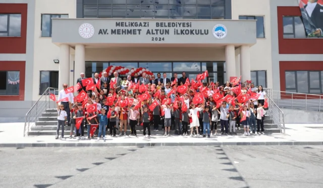 Melikgazi Belediyesi'nin gençlere yönelik düzenlediği etkinliklerden bir kesit
