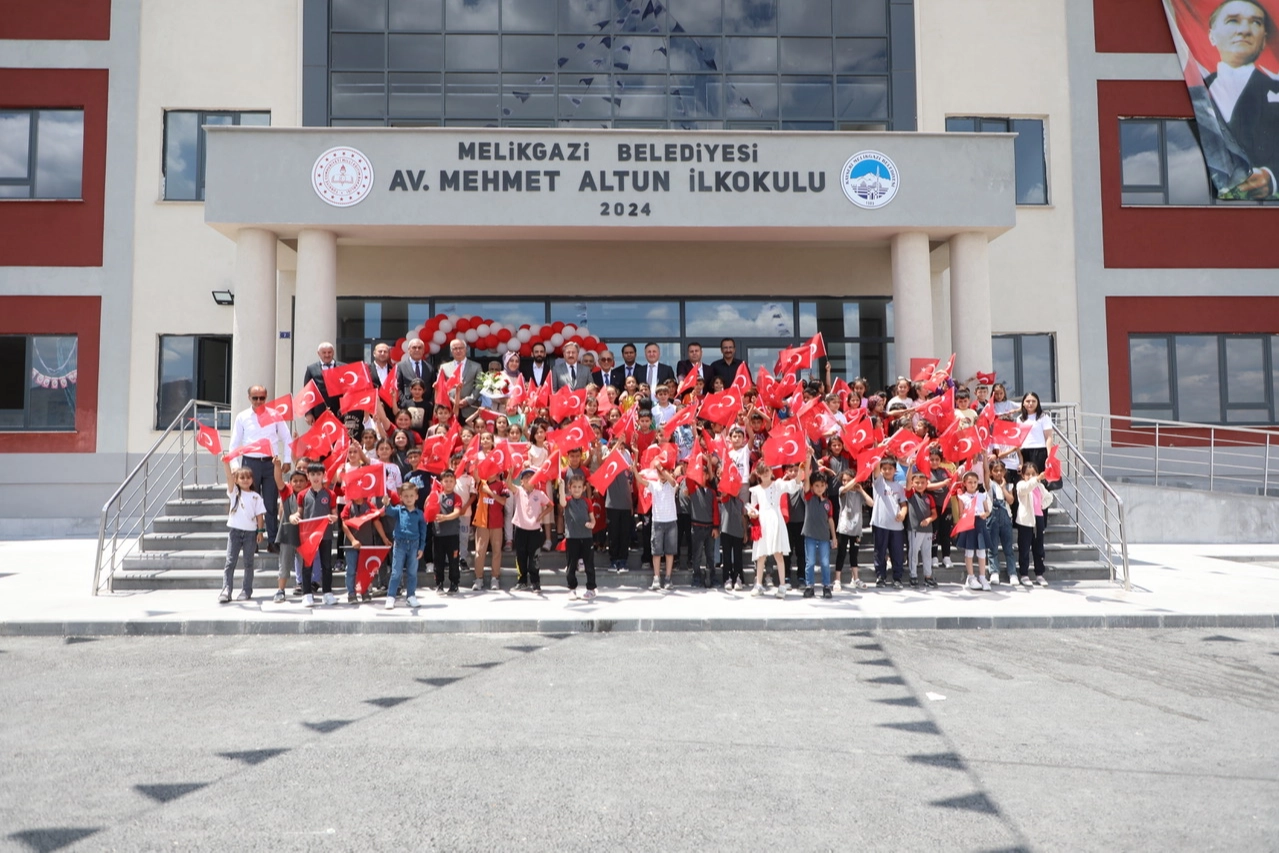 Melikgazi Belediyesi’nden Gençlere Yatırım: Gelecek Nesiller İçin Kapsamlı Projeler