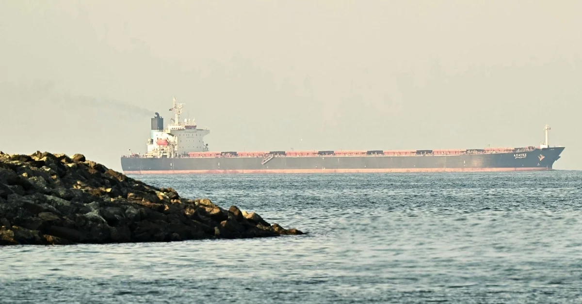 Hürmüz Boğazı’nda Tehlike Çanları: Günlük Gemi Trafiği 7’ye Düştü, Küresel Tedarik Zinciri Risk Altında