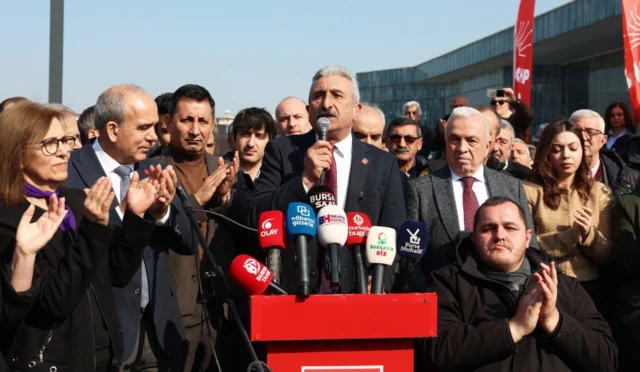 Ekrem İmamoğlu'nun Bursa'daki bir buluşmaya gönderdiği mektubun okunması