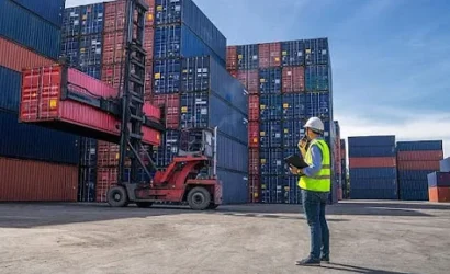 2025 yılında Türkiye ekonomisinin inşaat sektörünün liderliğinde büyüme kaydettiğini gösteren grafik