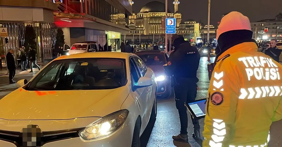 İstanbul’da Kapsamlı Huzur Operasyonu: 1065 Kişi Gözaltına Alındı, Milyonluk Ceza Kesildi