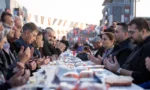 İzmir Çamdibi'nde binlerce kişinin katıldığı iftar sofrası ve Başkan Cemil Tugay