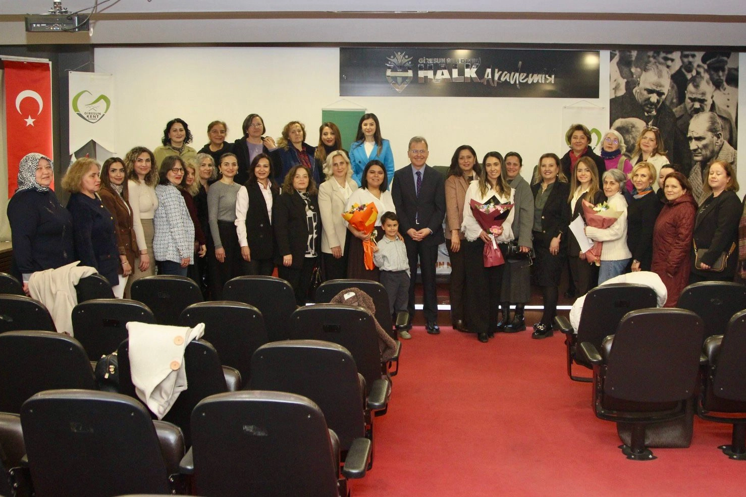 Kadınlar Dijital Dünyada Güçleniyor: Giresun’da Dijital Dönüşüm ve Kadın Emeği Vurgusu