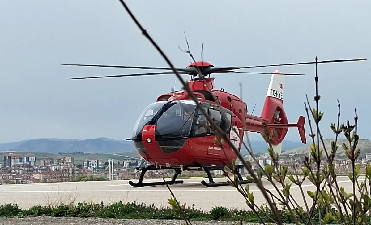 Beypazarı’nda Kalp Krizi Geçiren Kadın, Hava Ambulansıyla Ankara’ya Nakledildi