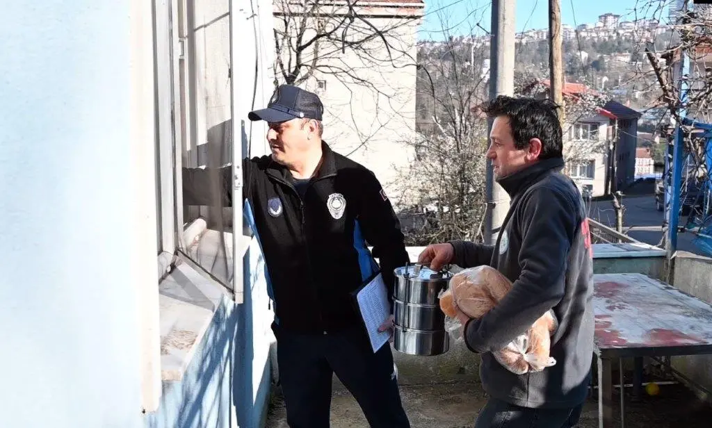 Kdz. Ereğli’de Ramazan Bereketi: Sıcak Yemek ve Gıda Kolisi Yardımları Genişletildi